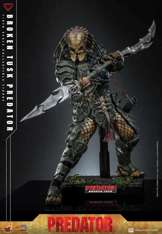 Alien vs. Predator - Scale Action Figure - Broken Tusk Predator