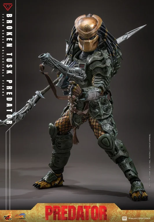 Alien vs. Predator - Scale Action Figure - Broken Tusk Predator