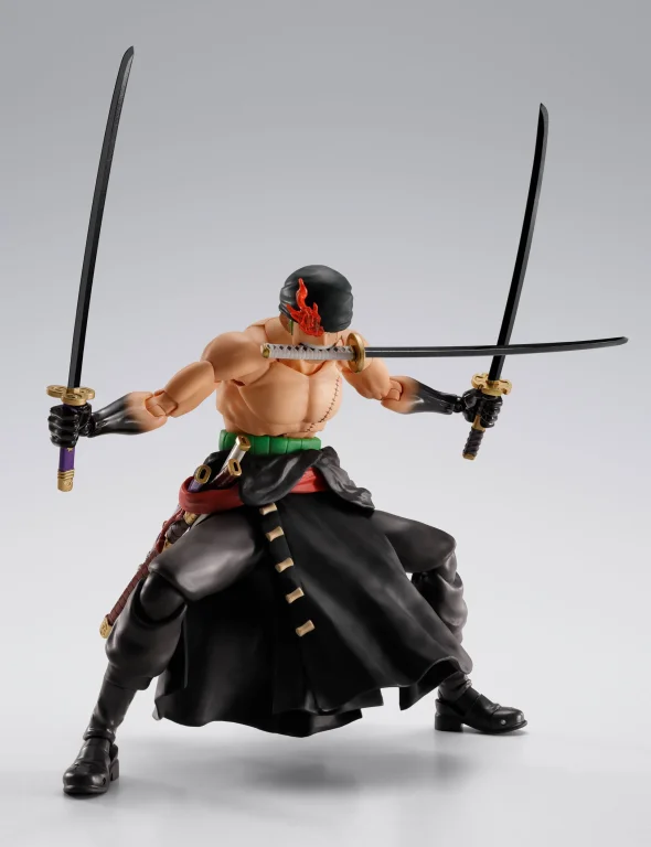 One Piece - S.H.Figuarts - Zorro Lorenor (The King of Hell)