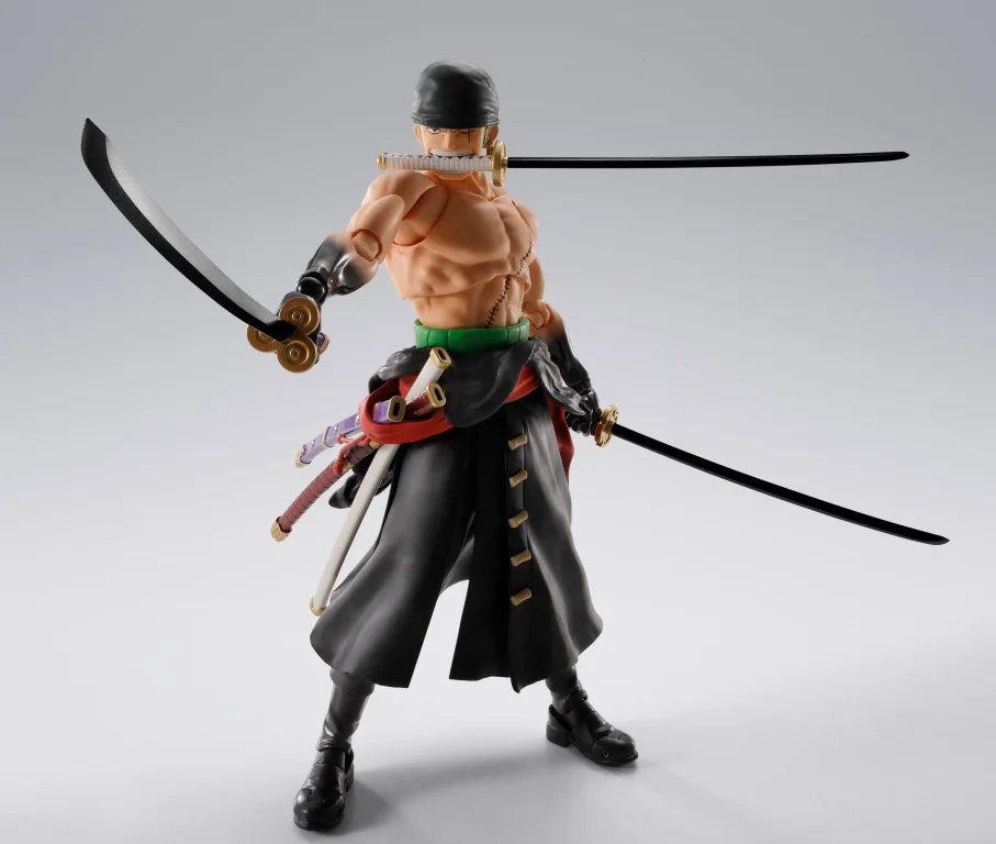 One Piece - S.H.Figuarts - Zorro Lorenor (The King of Hell)