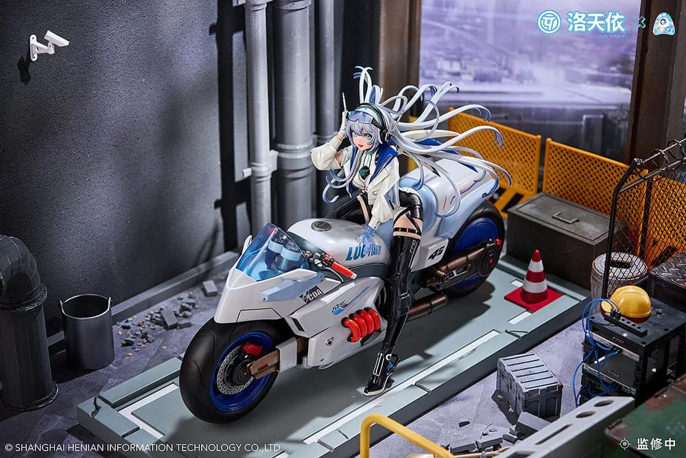 Vsinger - Scale Figure - Luo Tianyi (Retro-Future Storm Driver Ver.)
