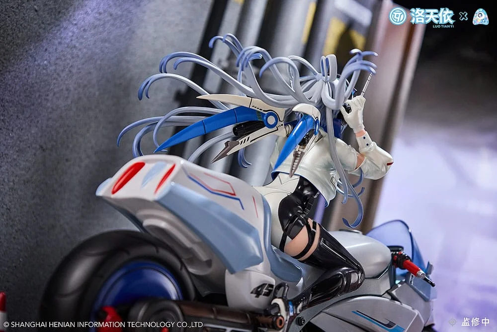 Vsinger - Scale Figure - Luo Tianyi (Retro-Future Storm Driver Ver.)