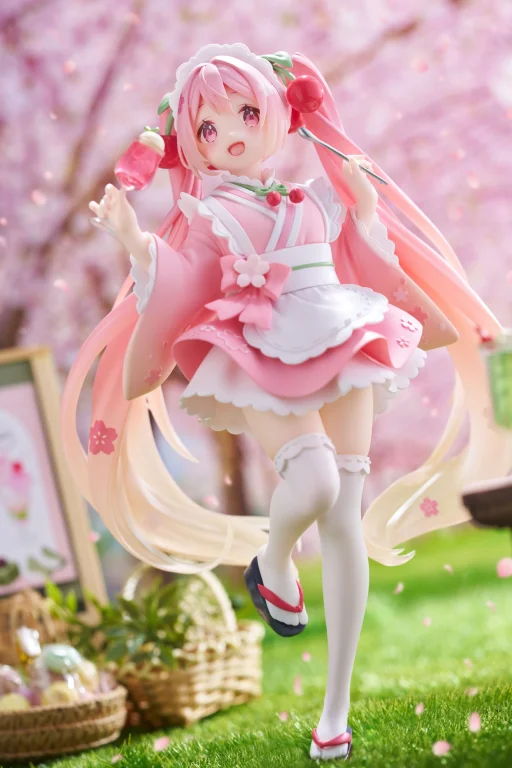 Character Vocal Series - Coreful Figure - Miku Hatsune (Sakura Miku Japanese Cafe Ver.)