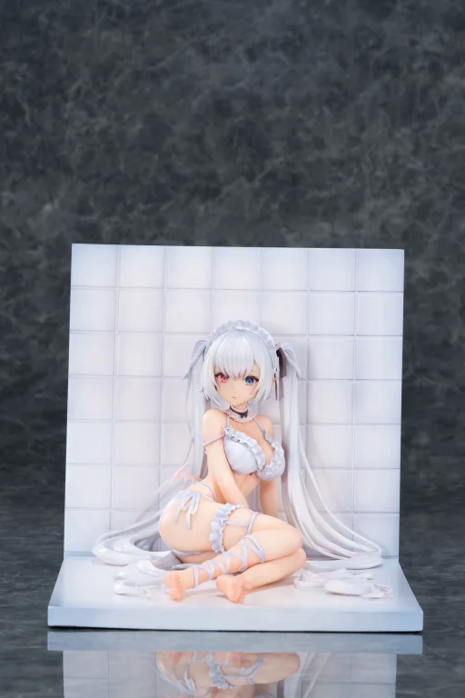Kasu Komeshiro - Scale Figure - Shiraga Luna-chan