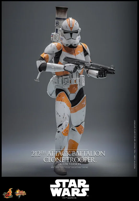 Star Wars - Scale Action Figure - 212th Attack Battalion Clone Trooper (Deluxe Version)