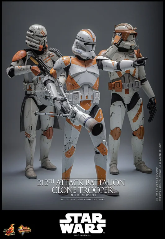 Star Wars - Scale Action Figure - 212th Attack Battalion Clone Trooper (Deluxe Version)