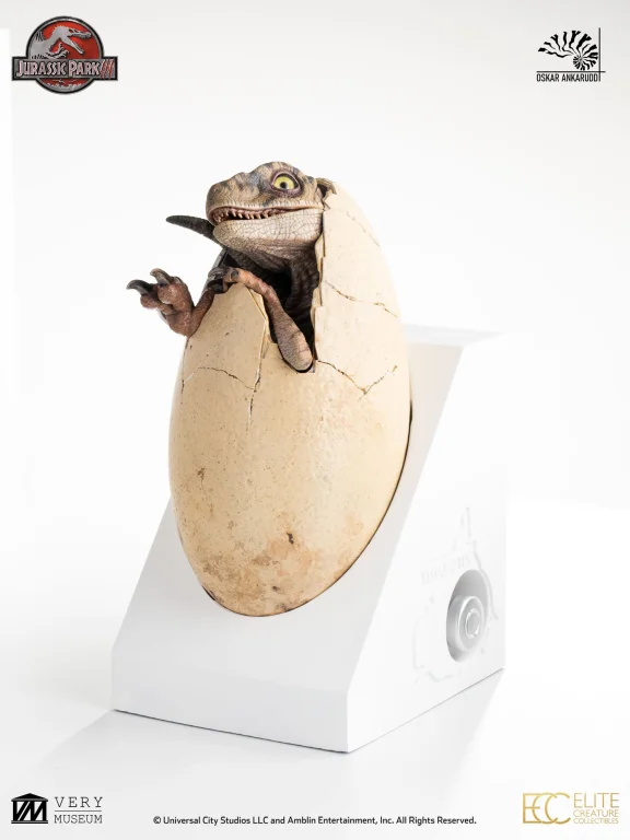 Jurassic Park - Elite Creature Collectibles - White Queen Hatching Egg