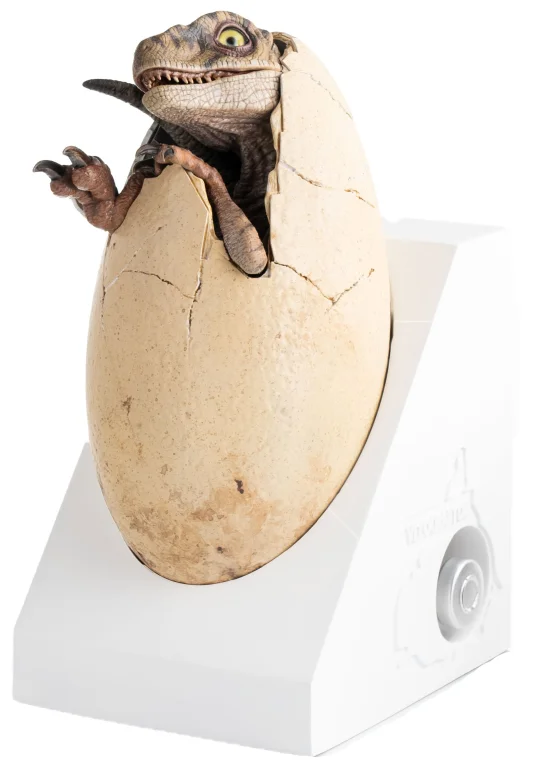 Jurassic Park - Elite Creature Collectibles - White Queen Hatching Egg