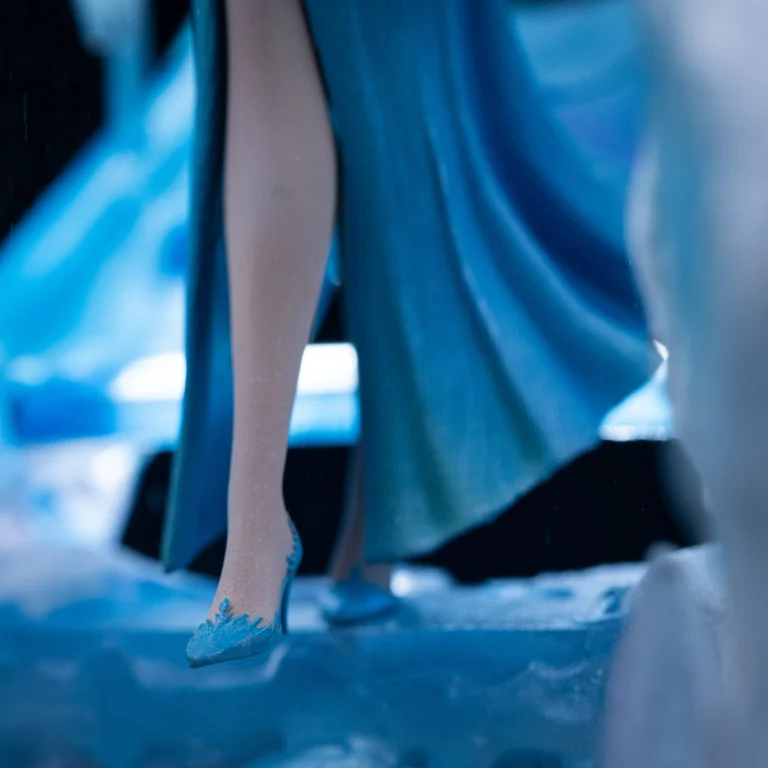 Die Eisk&ouml;nigin - Art Scale - Elsa