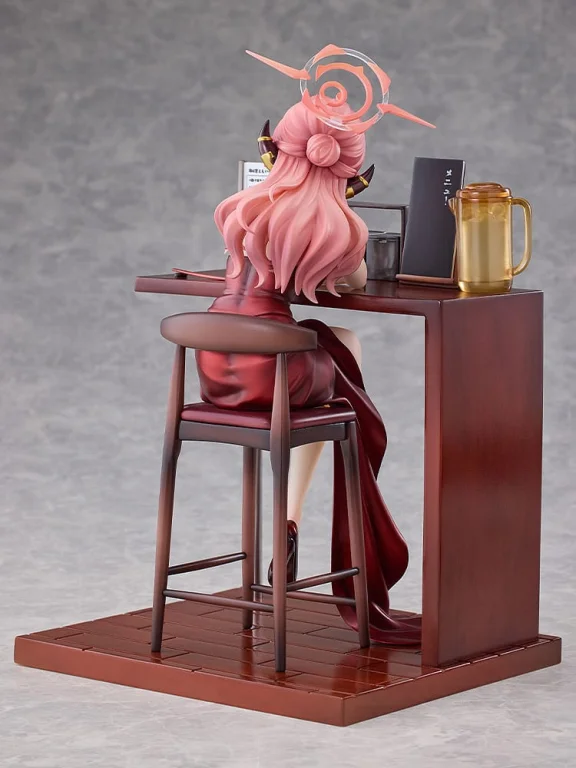 Blue Archive - Scale Figure - Aru Rikuhachima (Dress) (Memorial Lobby Ver.)