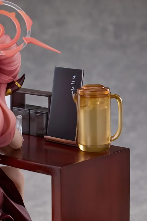 Blue Archive - Scale Figure - Aru Rikuhachima (Dress) (Memorial Lobby Ver.)