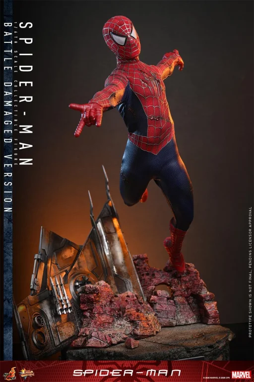 Spider-Man - Scale Action Figure - Spider-Man (Battle Damaged Version)