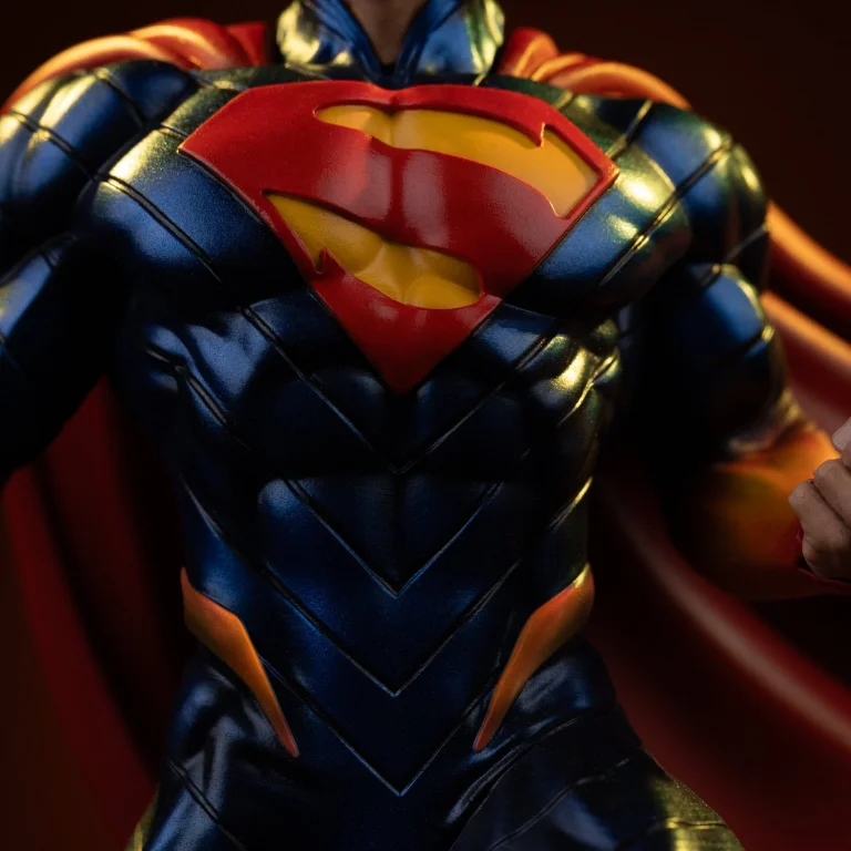 Superman - Art Scale - Superman (Absolute)