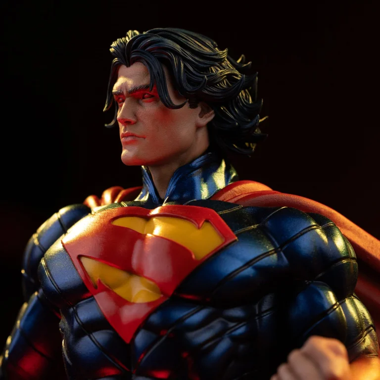 Superman - Art Scale - Superman (Absolute)
