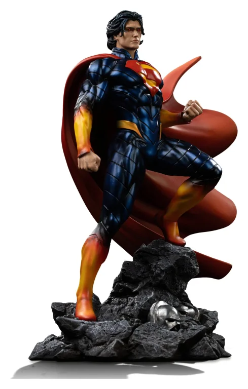 Superman - Art Scale - Superman (Absolute)