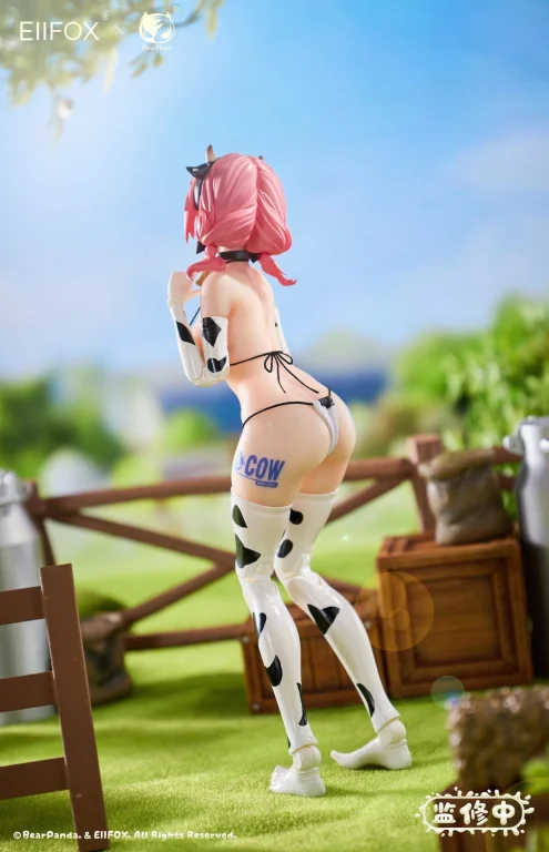 BearPanda - Scale Action Figure - Cow Momo