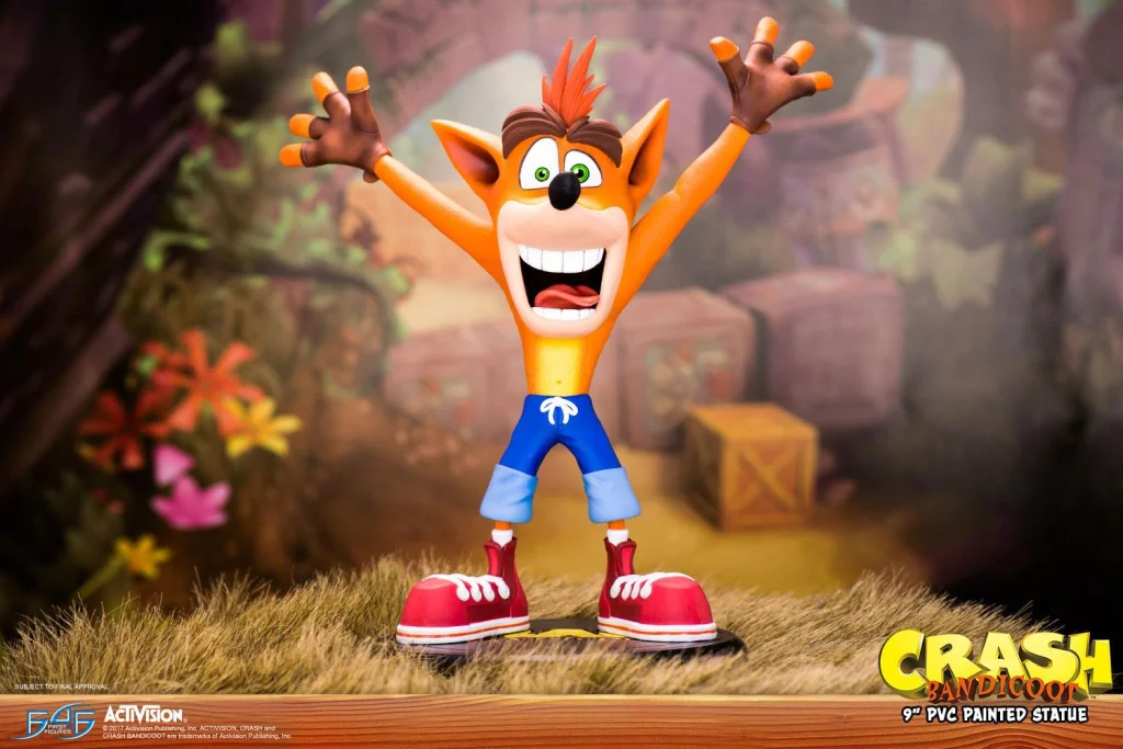 Crash Bandicoot - Non-Scale Figure - Crash Bandicoot