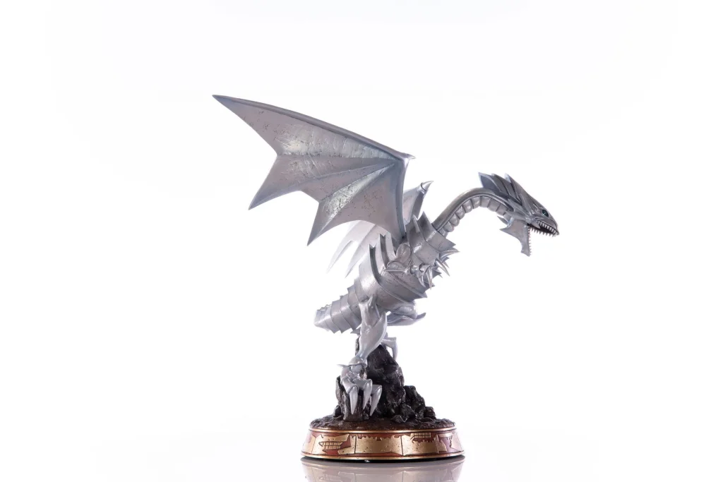 Yu-Gi-Oh! - Non-Scale Figure - Blue-Eyes White Dragon (White Edition)