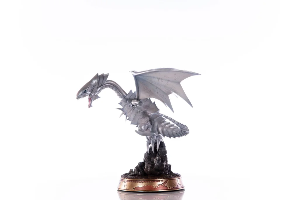 Yu-Gi-Oh! - Non-Scale Figure - Blue-Eyes White Dragon (White Edition)
