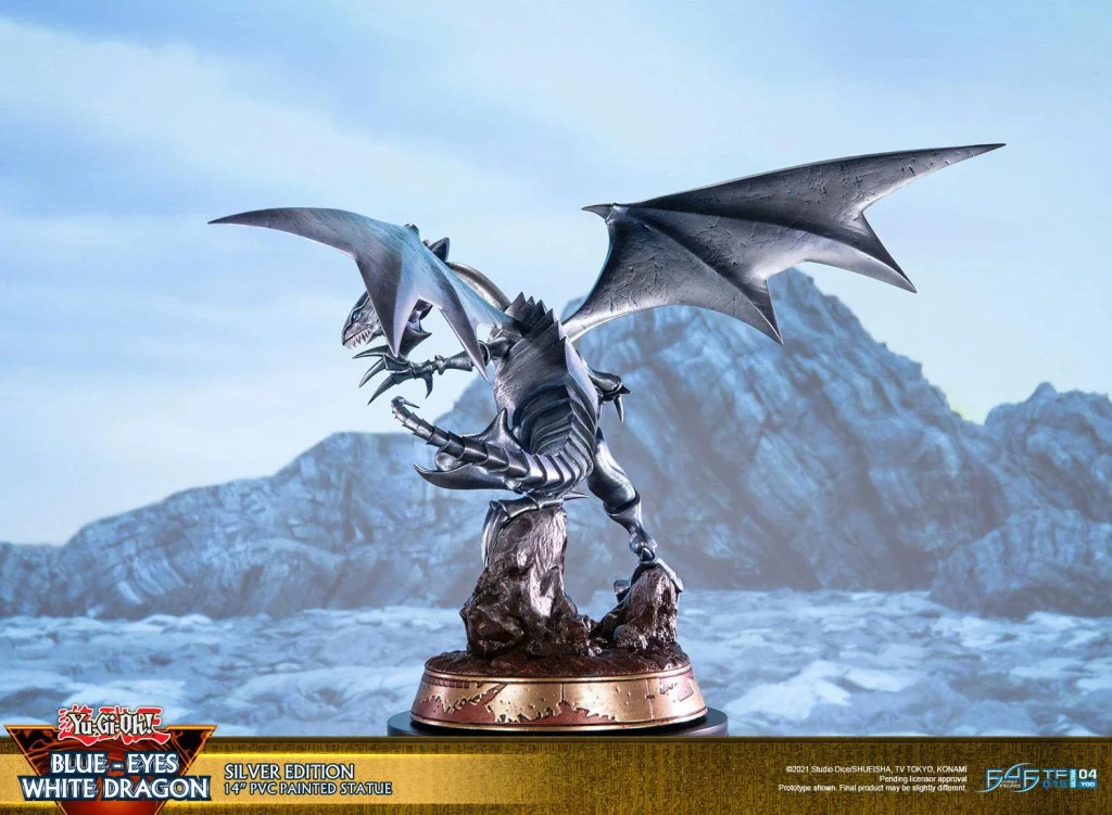 Yu-Gi-Oh! - Non-Scale Figure - Blue-Eyes White Dragon (Silver Edition)