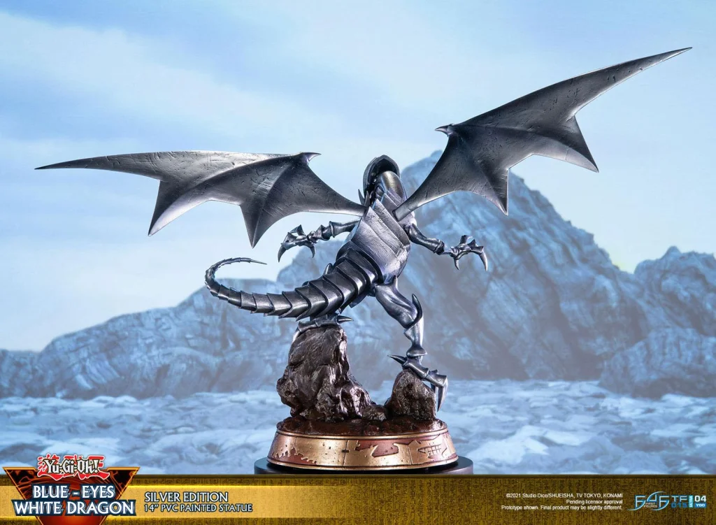 Yu-Gi-Oh! - Non-Scale Figure - Blue-Eyes White Dragon (Silver Edition)