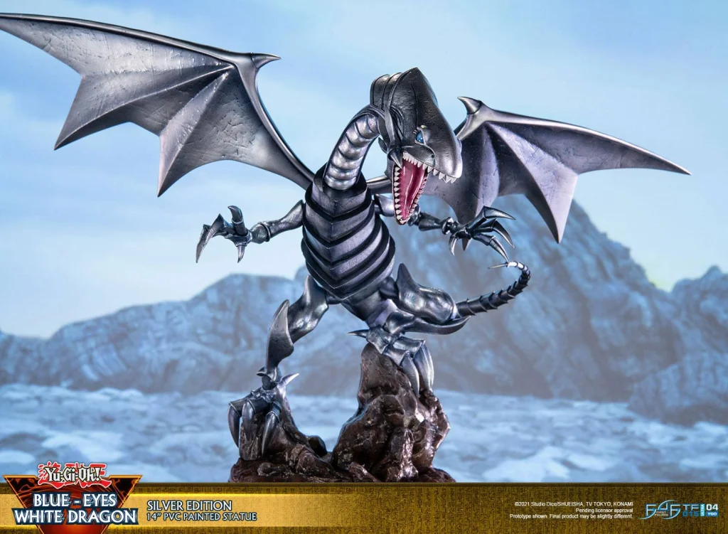 Yu-Gi-Oh! - Non-Scale Figure - Blue-Eyes White Dragon (Silver Edition)