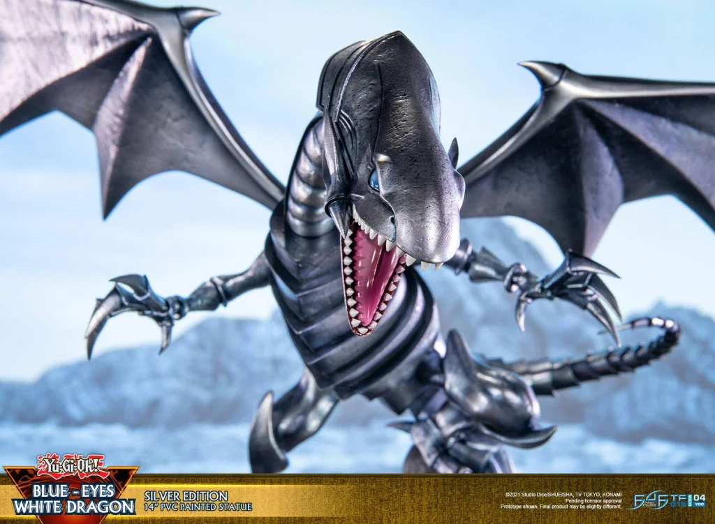Yu-Gi-Oh! - Non-Scale Figure - Blue-Eyes White Dragon (Silver Edition)