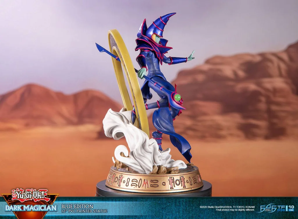 Yu-Gi-Oh! - Non-Scale Figure - Dark Magician (Blue Version)