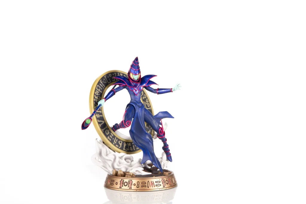 Yu-Gi-Oh! - Non-Scale Figure - Dark Magician (Blue Version)
