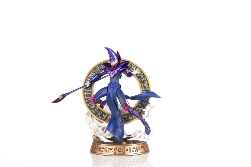 Yu-Gi-Oh! - Non-Scale Figure - Dark Magician (Blue Version)