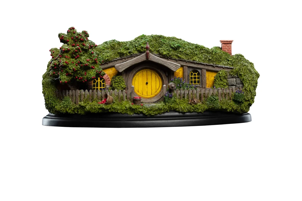 Hobbit - Hobbit Hole - 13 Apple Orchard