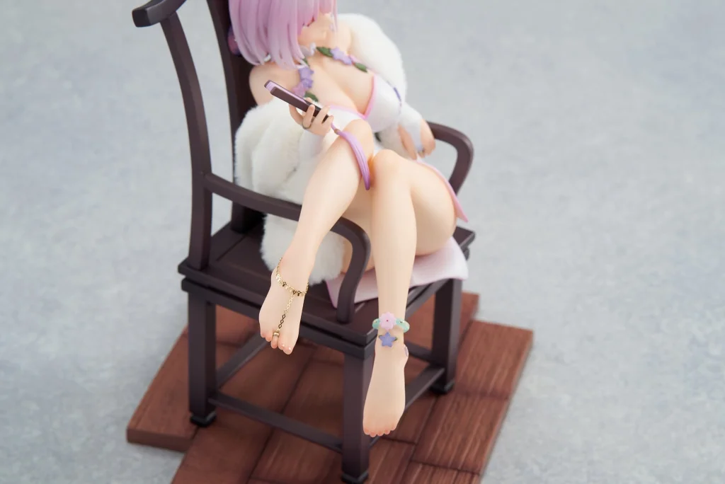 GRIDMAN UNIVERSE - Scale Figure - Akane Shinjō (Chinese Dress Ver.)