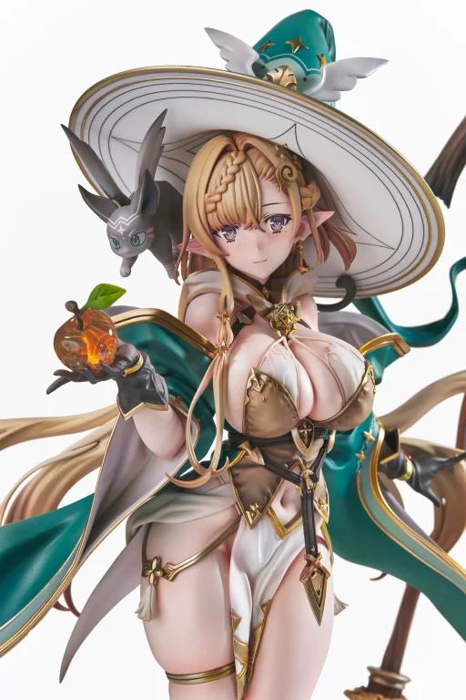 Elf Village - Scale Figure - 18th Villager Hazel