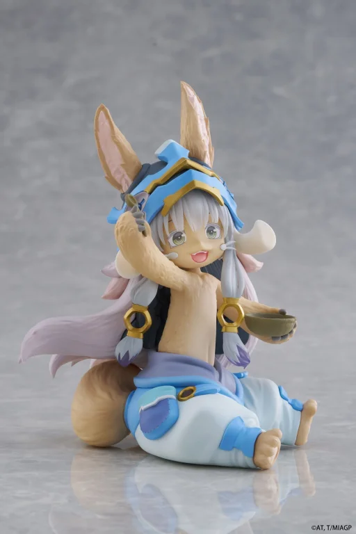 Made in Abyss - Desktop Cute - Nanachi (Mealtime ver.)