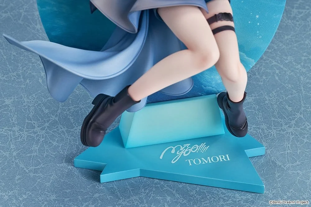BanG Dream! - Scale Figure - Tomori Takamatsu (Zero Gravity Ver.)