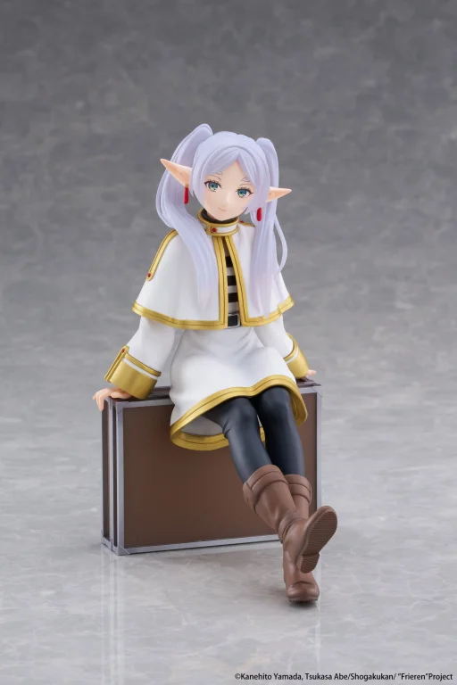 Frieren - Desktop Cute - Frieren (Trunk Case Ver.) (Reissue)