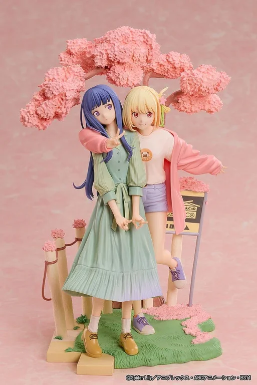 Lycoris Recoil - Non-Scale Figure - Chisato Nishikigi & Takina Inoue (Spring Ver.)