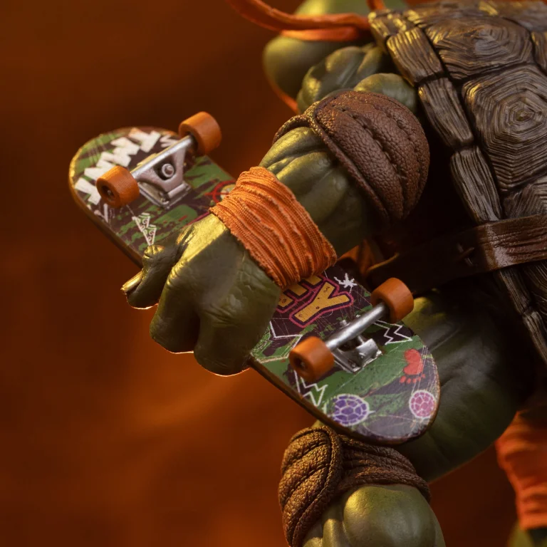Teenage Mutant Ninja Turtles - Art Scale - Michelangelo (Unleashed)