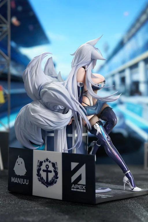 Azur Lane - Scale Figure - Shinano (Moonlit Chrome Ver.)