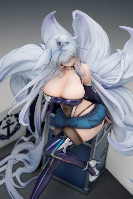 Azur Lane - Scale Figure - Shinano (Moonlit Chrome Ver.)