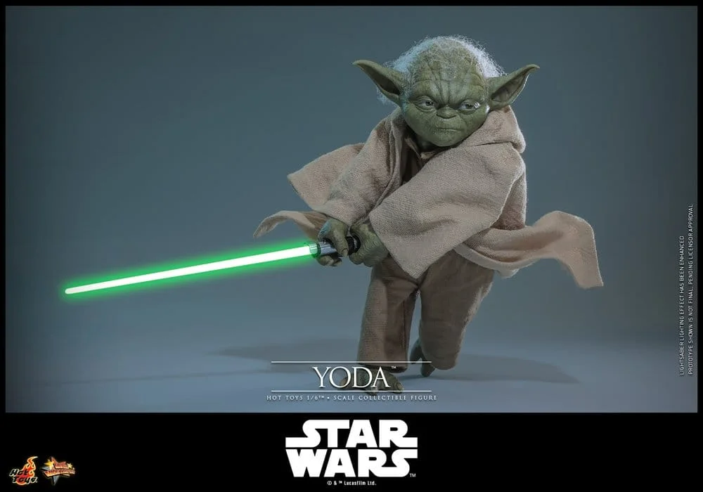 Star Wars - Scale Action Figure - Yoda