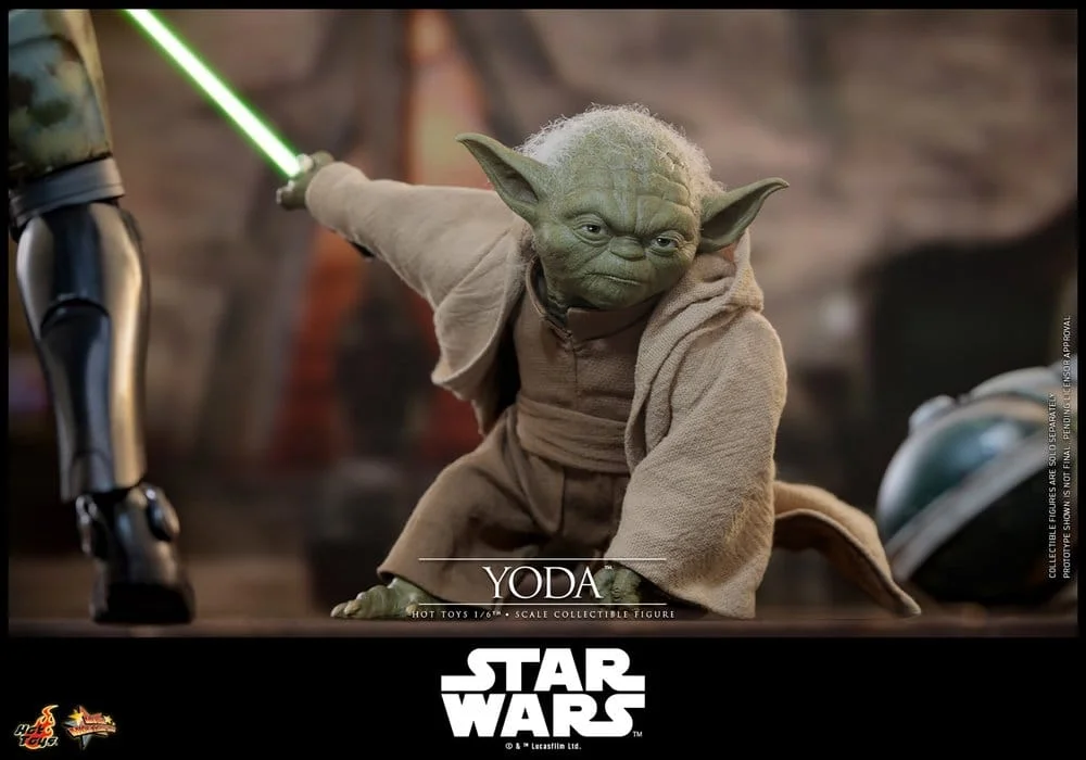 Star Wars - Scale Action Figure - Yoda