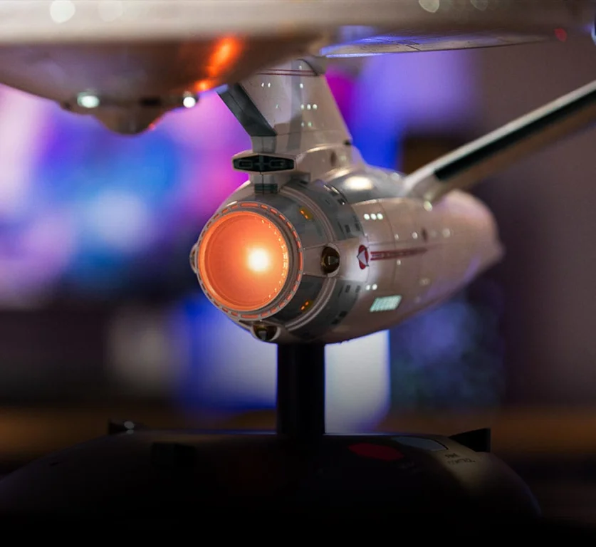 Star Trek - Scale Replica - U.S.S. Enterprise NCC-1701