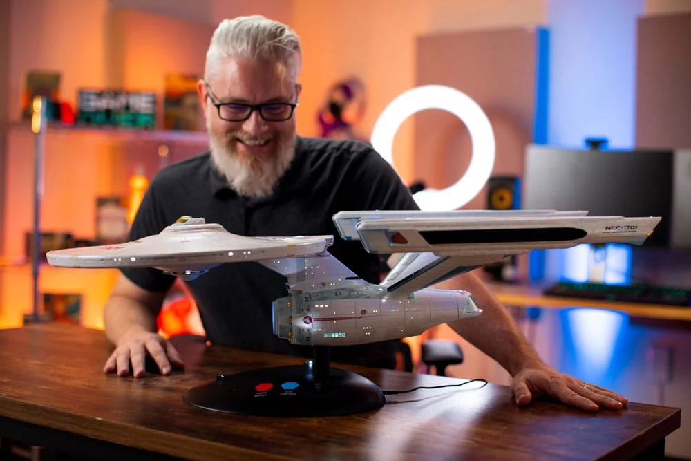 Star Trek - Scale Replica - U.S.S. Enterprise NCC-1701
