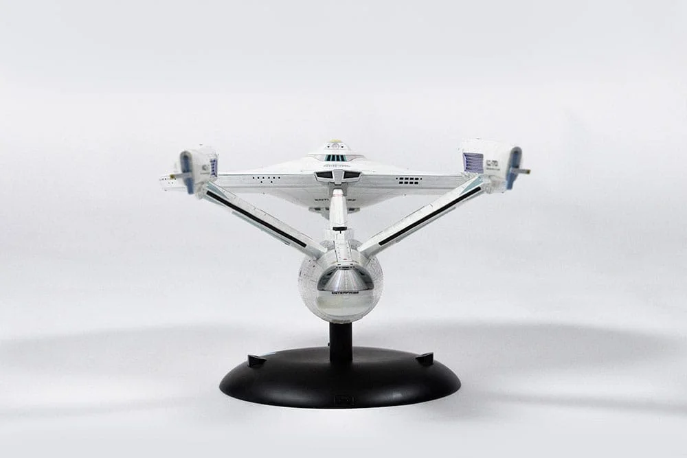 Star Trek - Scale Replica - U.S.S. Enterprise NCC-1701