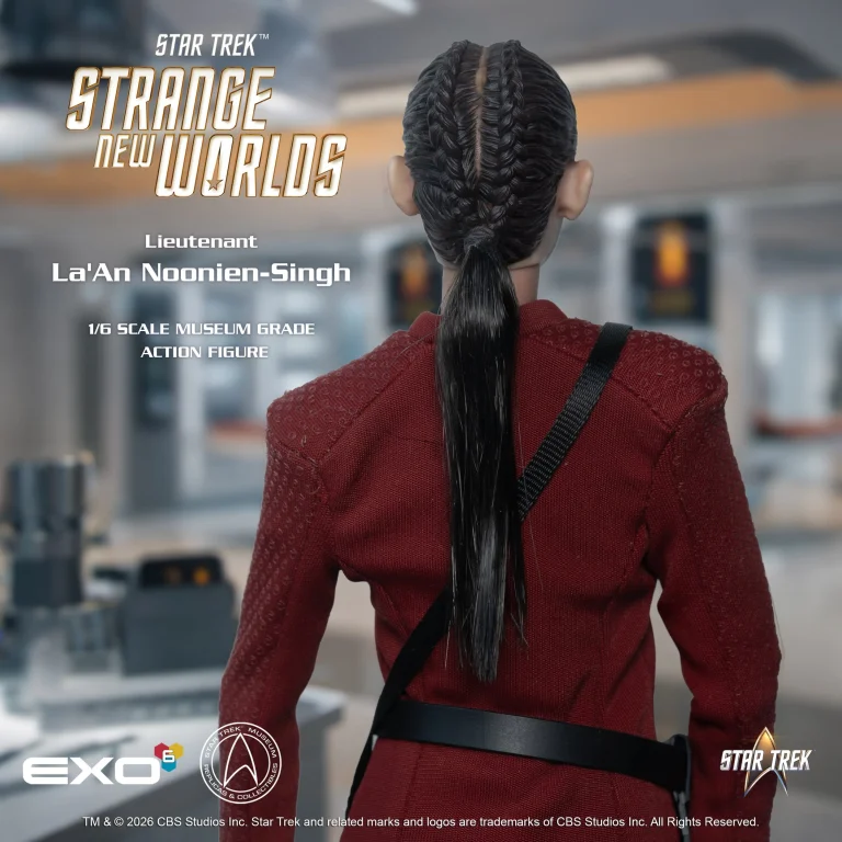 Star Trek - Scale Action Figure - Lt. La'An Noonien-Singh