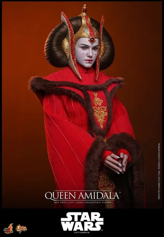 Star Wars - Scale Action Figure - Padm&eacute; Amidala (Queen)