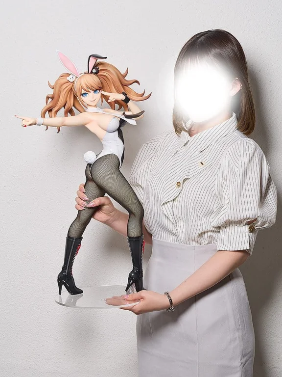 Danganronpa - Scale Figure - Junko Enoshima (Bunny Ver.)