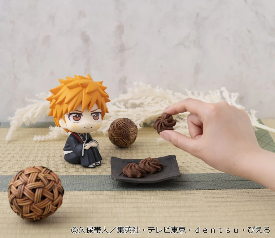Bleach - Look Up Series - Ichigo Kurosaki