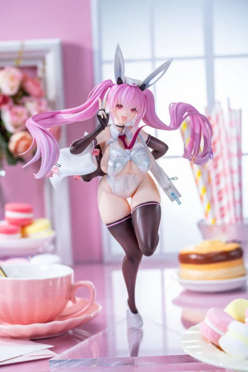 Won - Scale Figure - Etona